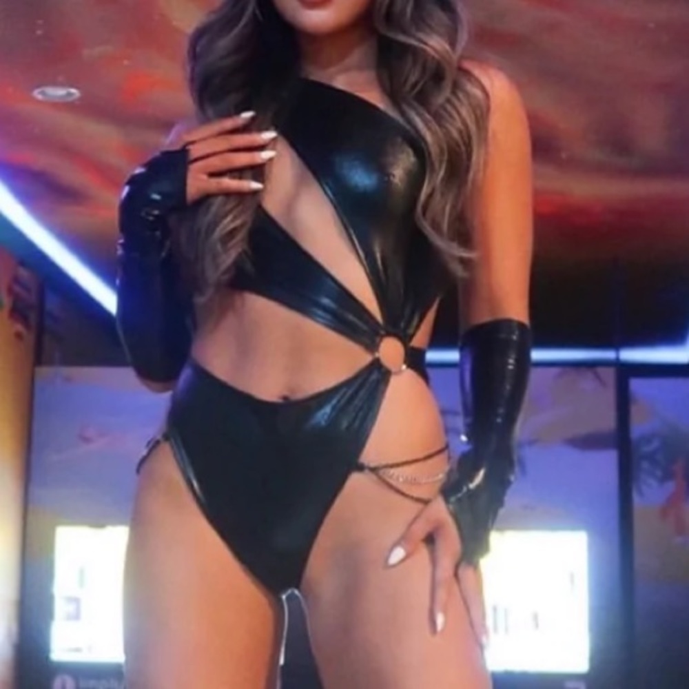Rave bodysuit - NWT